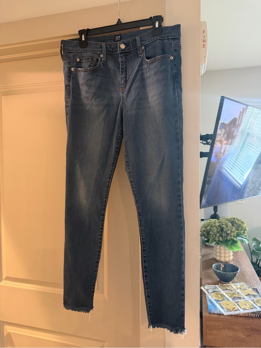 Women’s Gap Jeans